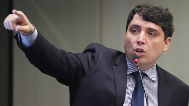 Justiça derruba afastamento de Pietro Mendes da presidência do Conselho da Petrobras